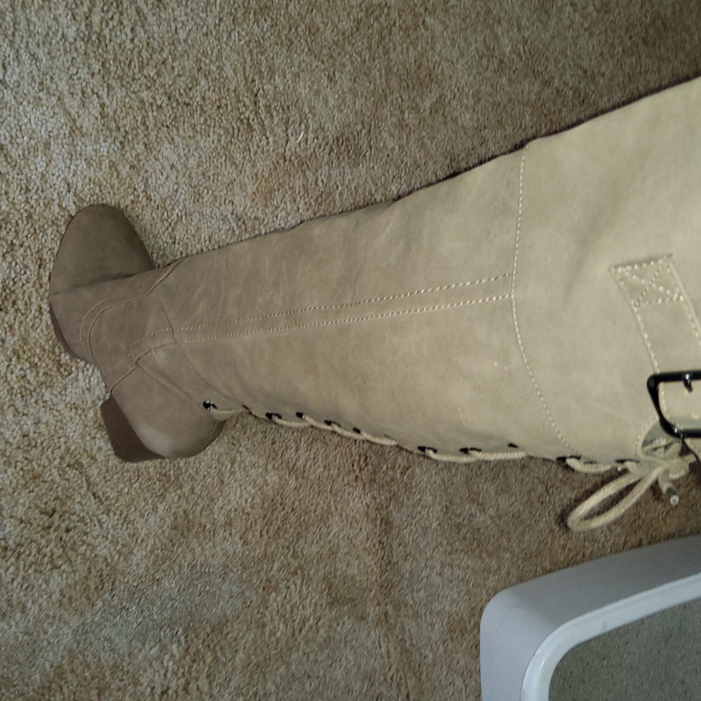 Over the knee boots 👢